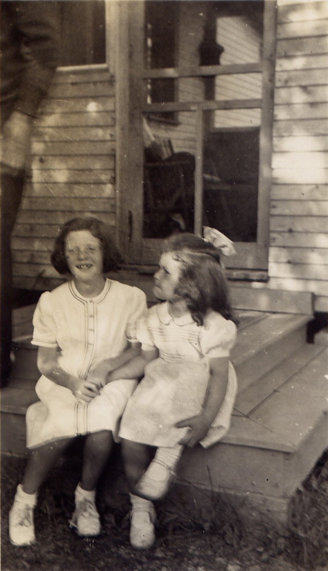photo group - Beth Campbell (right, Joe & Ruby's daughter) & Donna Irene Earle (left).jpg