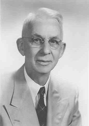 photo indiv - peter currie mcarthur 1897-1962 - b.jpg